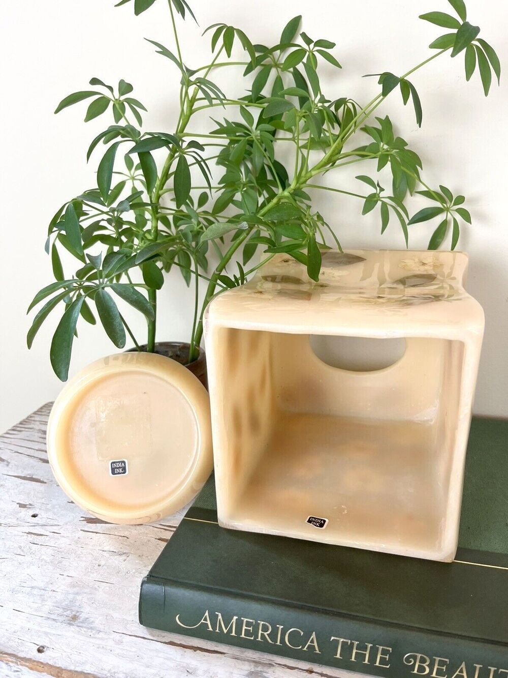 Vintage Cream Acrylic Dried Flowers Tissue Box & Soap Dish Bathroom Set / Retro - Picture 8 of 8